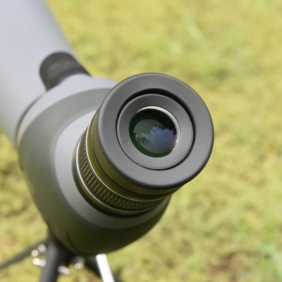 Espectro de detección impermeable de ED al aire libre con lente ED y dos ruedas de enfoque Zoom 20-60x80