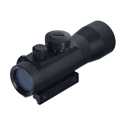 Mejora tu experiencia de disparo con el F.O.V. de 50 yardas con visión electro red dot
